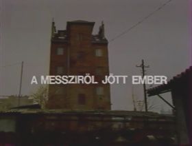 A messziről jött ember (1981) online film
