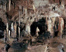 Magyarország barlangjai 1. évad (1989) online sorozat